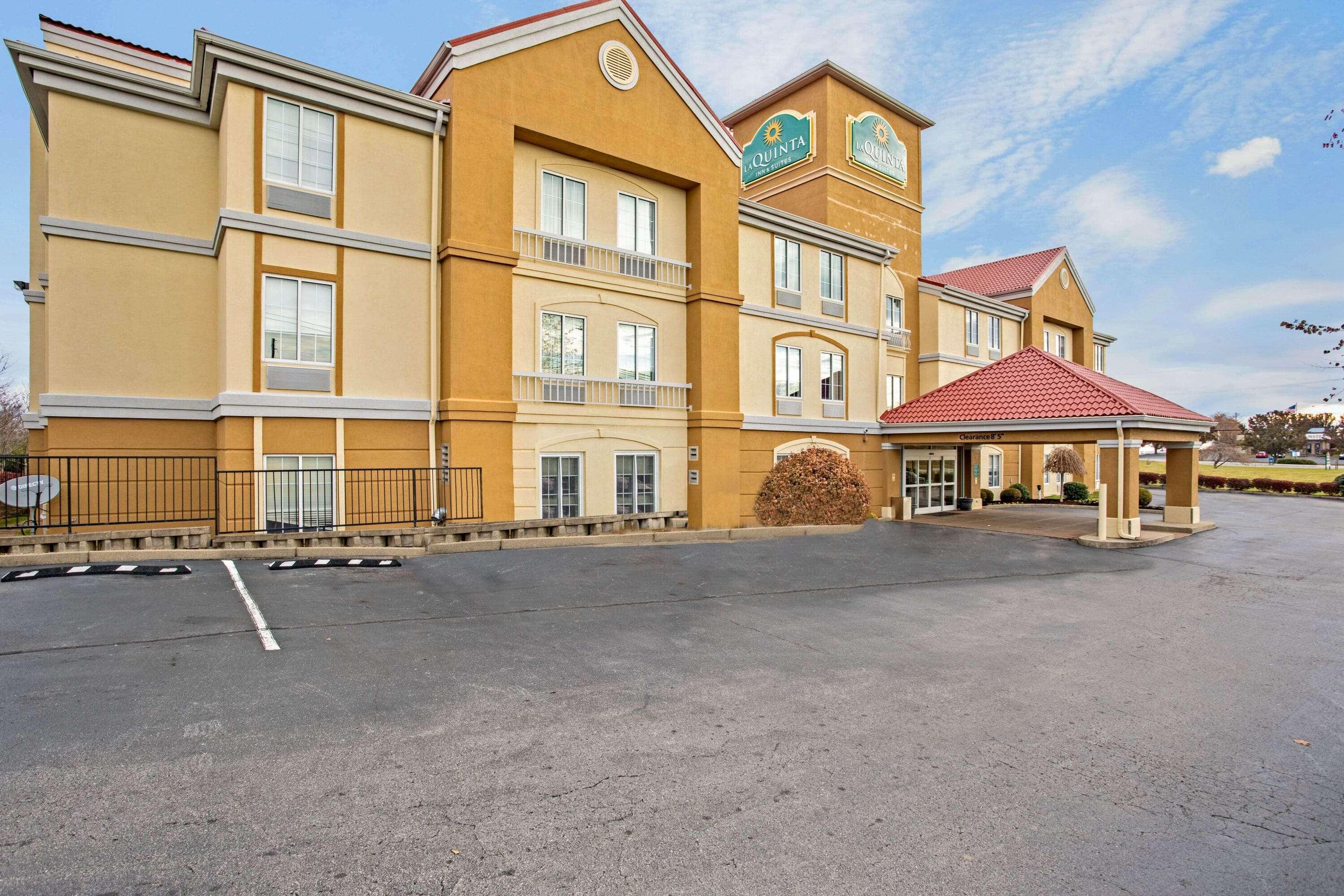 La Quinta By Wyndham Lexington South / Hamburg Hotel Exterior photo