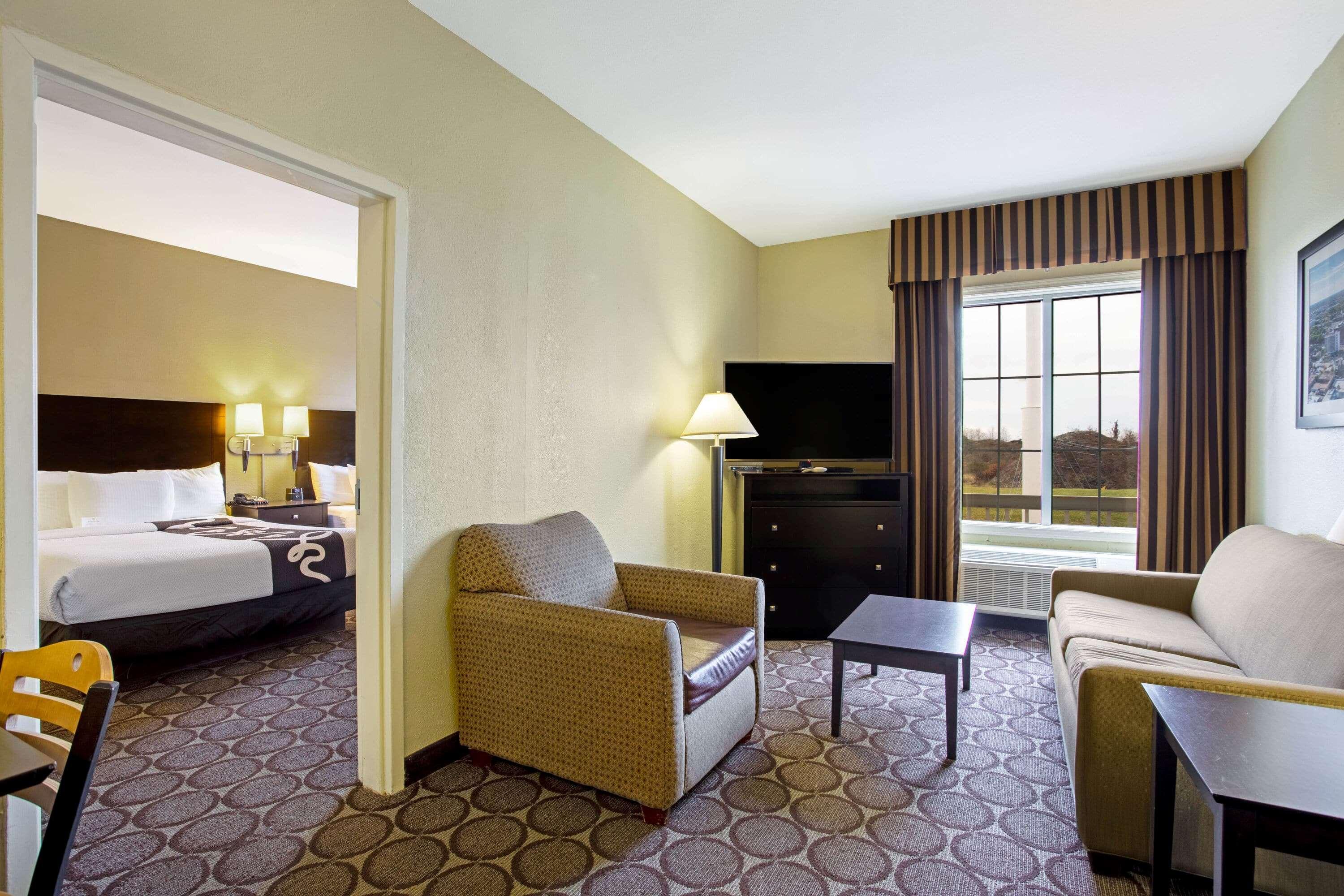 La Quinta By Wyndham Lexington South / Hamburg Hotel Exterior photo