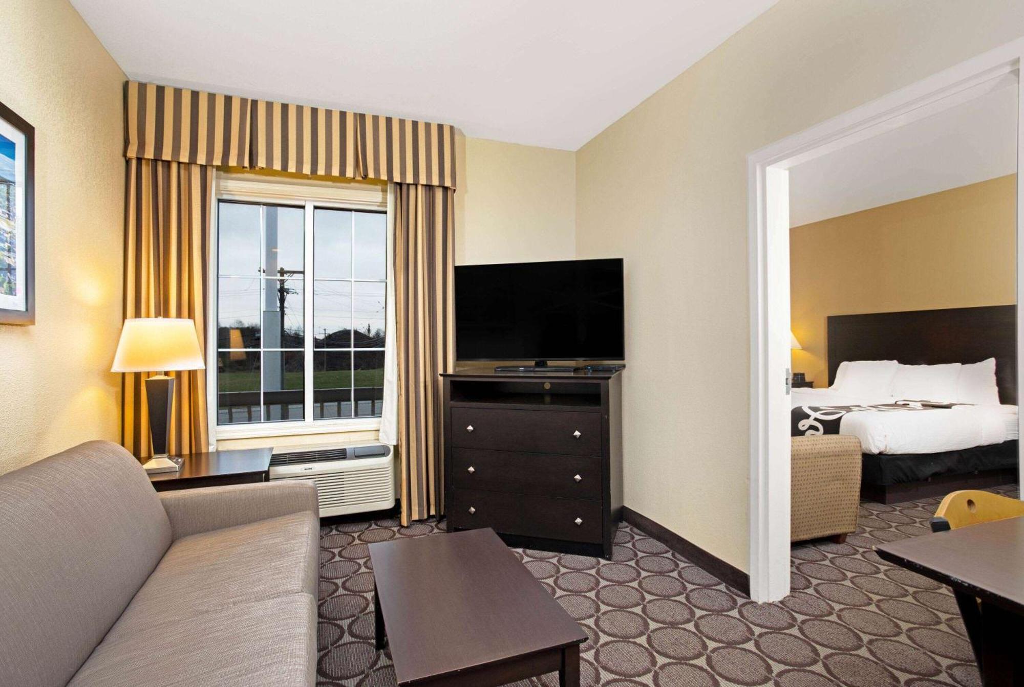 La Quinta By Wyndham Lexington South / Hamburg Hotel Exterior photo